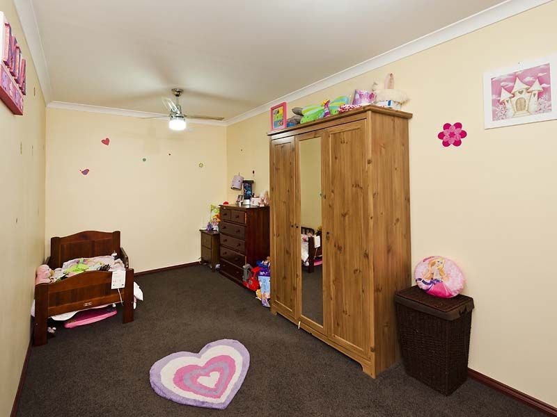22 Redcliffe Road, Greenfields WA 6210