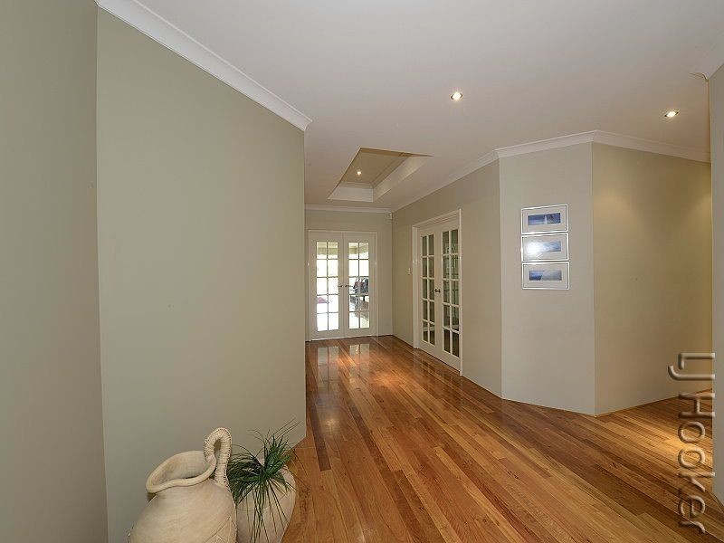 11 Genevieve Court, Mandurah WA 6210