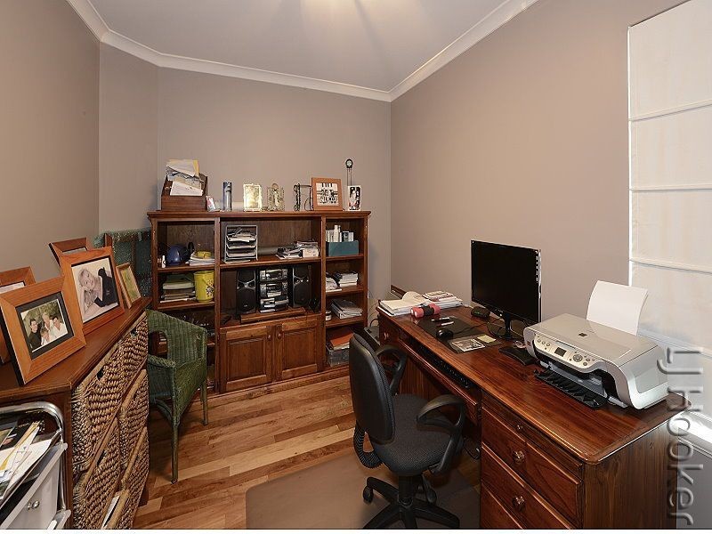 11 Genevieve Court, Mandurah WA 6210