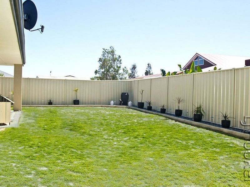 40 Albina Chase, Lakelands WA 6180