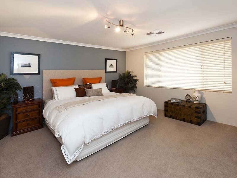 5 Scottsdale Turn, Meadow Springs WA 6210