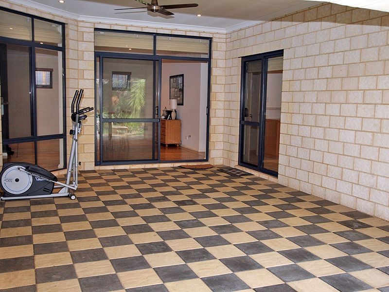 19 Seascapes Boulevard, Halls Head WA 6210