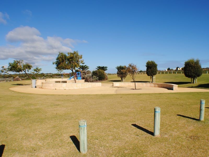 10 Quairading Rise, Dawesville WA 6211
