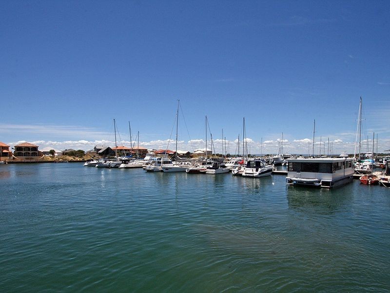 84 Cormorant Key, Wannanup WA 6210