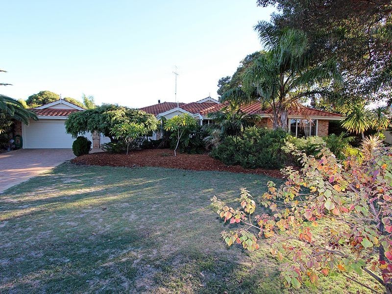 37 Silverton Crescent, Erskine WA 6210