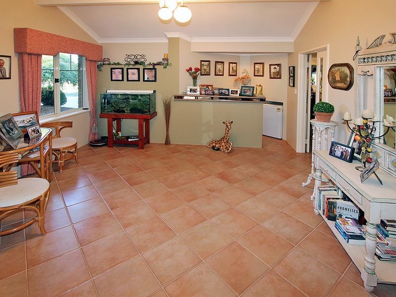 37 Silverton Crescent, Erskine WA 6210