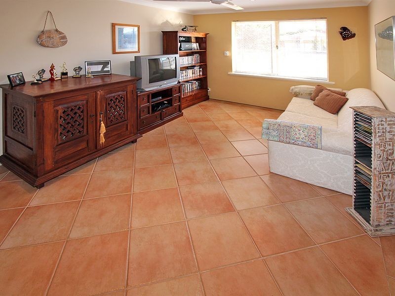 37 Silverton Crescent, Erskine WA 6210