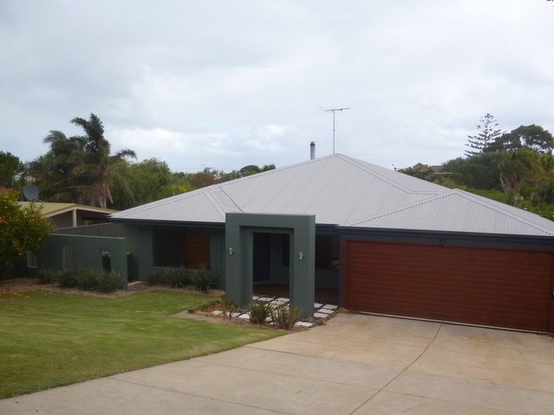 32 Selene Way, San Remo WA 6210