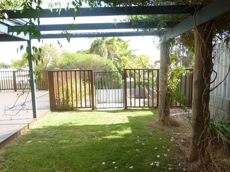 32 Selene Way, San Remo WA 6210