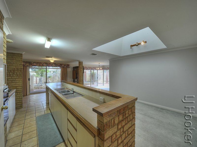 20 Grafton Drive, Dudley Park WA 6210