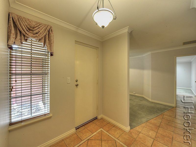 20 Grafton Drive, Dudley Park WA 6210