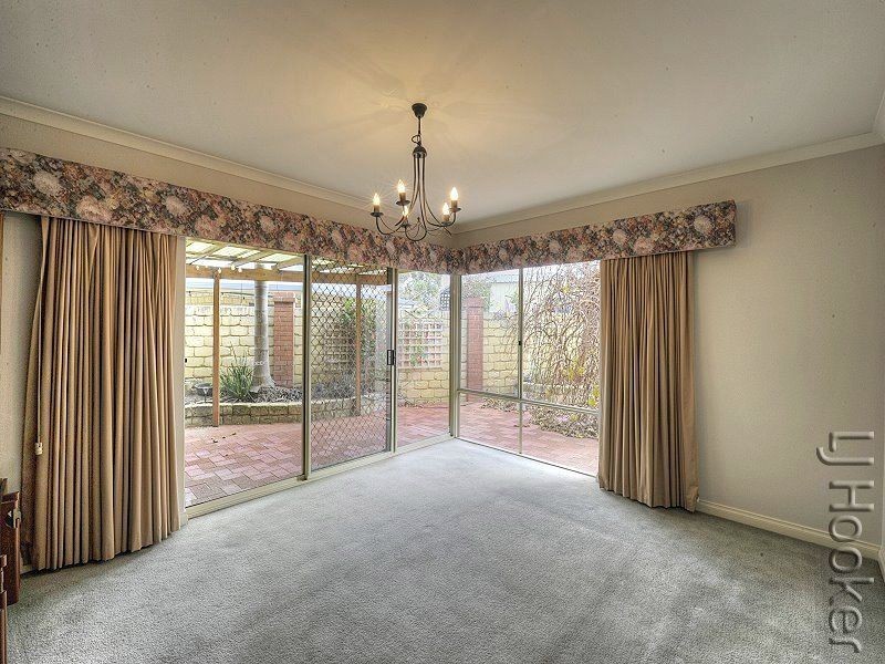 20 Grafton Drive, Dudley Park WA 6210