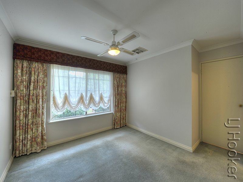 20 Grafton Drive, Dudley Park WA 6210