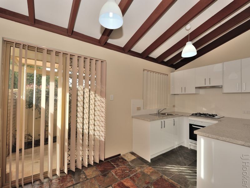 21B Murdoch Drive, Greenfields WA 6210
