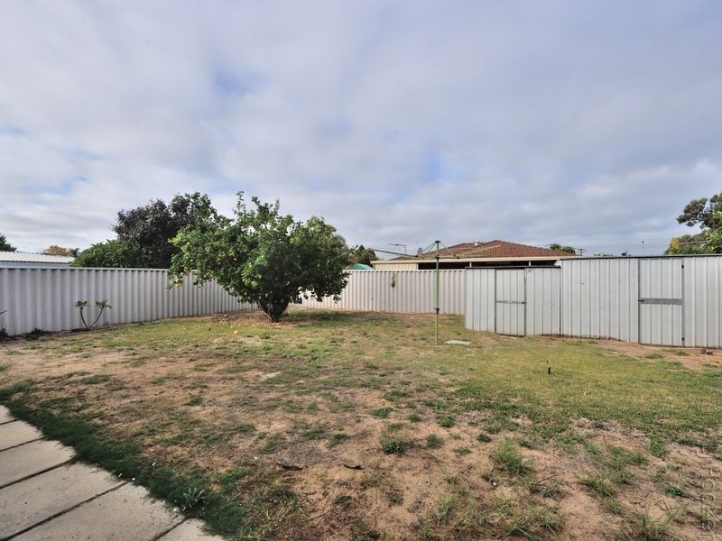 21B Murdoch Drive, Greenfields WA 6210