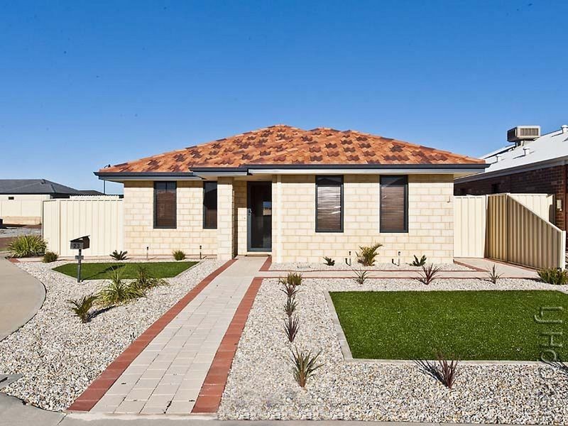 23 Lascelles Circus, Lakelands WA 6180