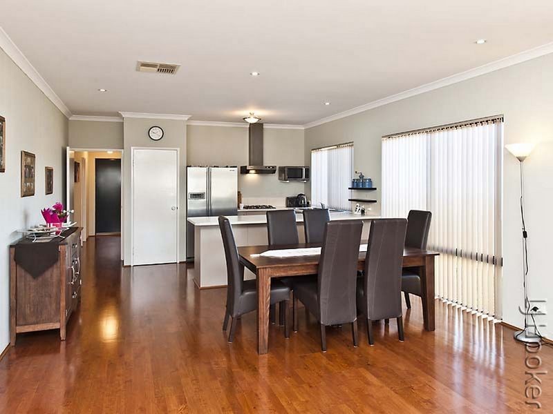23 Lascelles Circus, Lakelands WA 6180