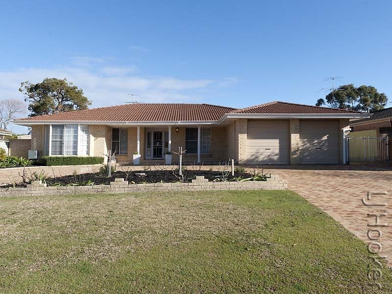 9 Sandford Crescent, Halls Head WA 6210