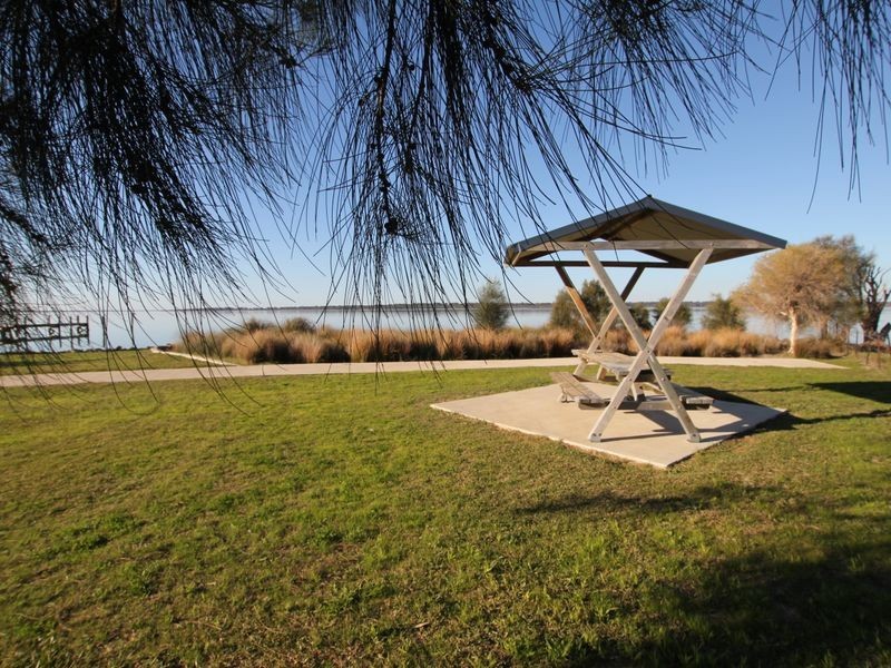 542 Estuary Road, Dawesville WA 6211