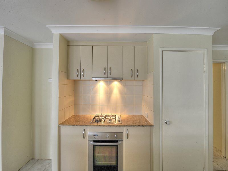 11 Bellerive Pass, Meadow Springs WA 6210