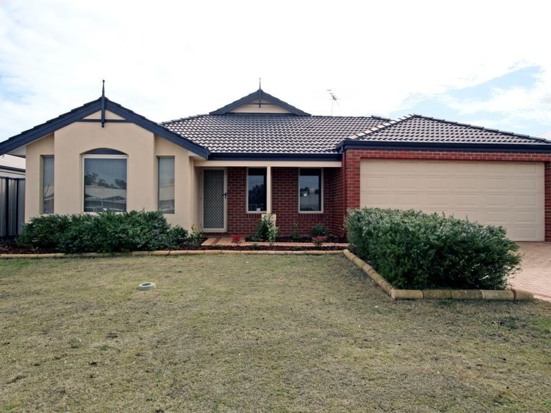 11 Bellerive Pass, Meadow Springs WA 6210