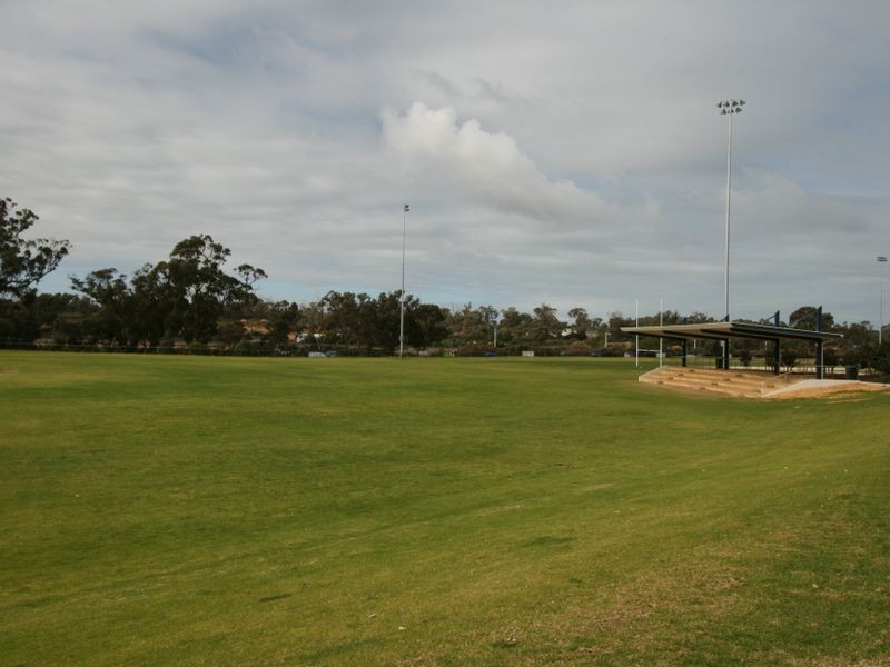 11 Bellerive Pass, Meadow Springs WA 6210