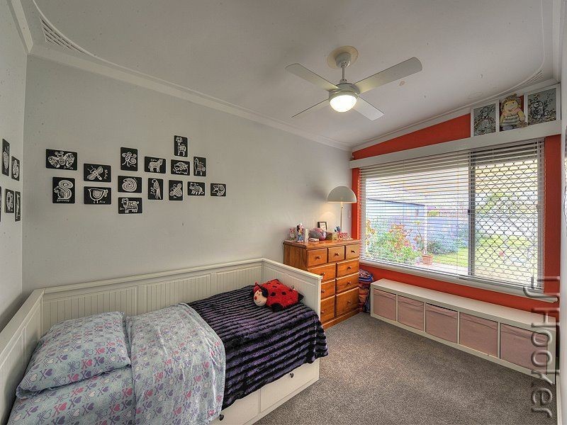 25 Gillark Street, Dudley Park WA 6210