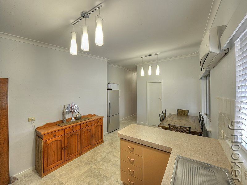 25 Gillark Street, Dudley Park WA 6210