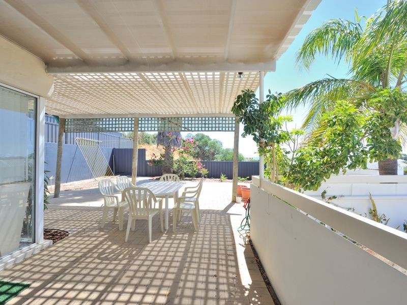 7/7 Oversby Street, Halls Head WA 6210