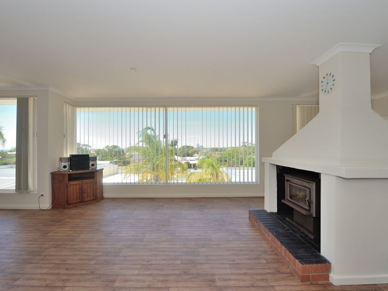 7/7 Oversby Street, Halls Head WA 6210