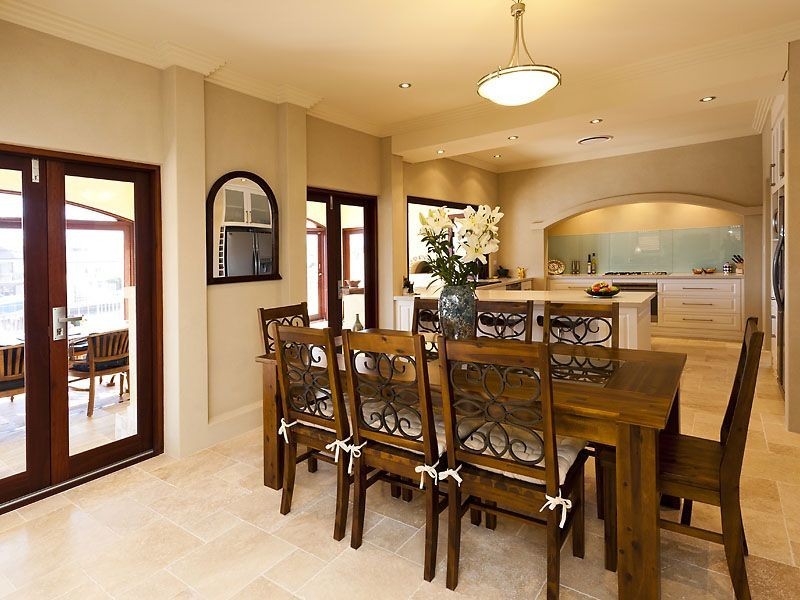 17 Leisure Way, Halls Head WA 6210