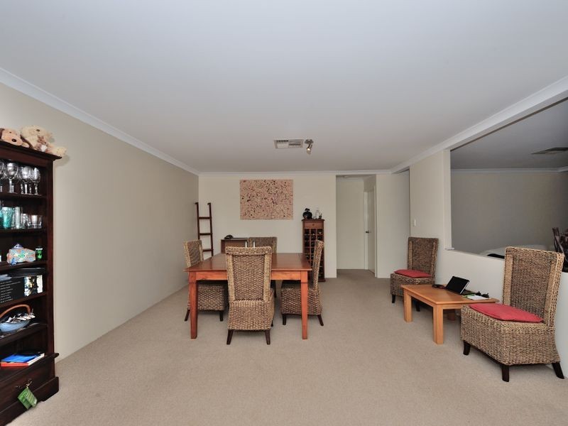 28 Camden Way, Meadow Springs WA 6210