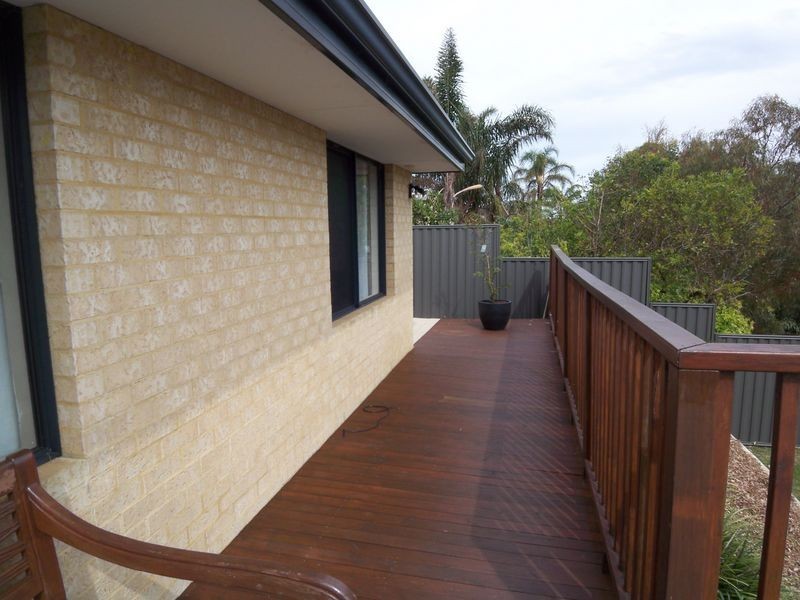 32 Selene Way, San Remo WA 6210