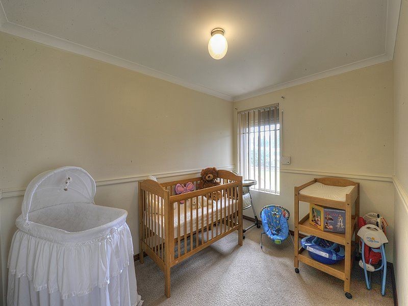 54 Casuarina Drive, Halls Head WA 6210