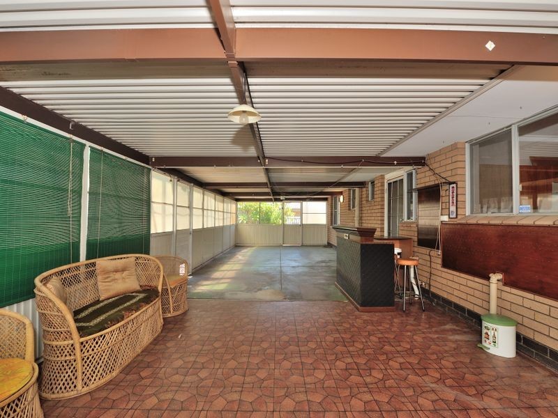 32 Maria Street, Dudley Park WA 6210