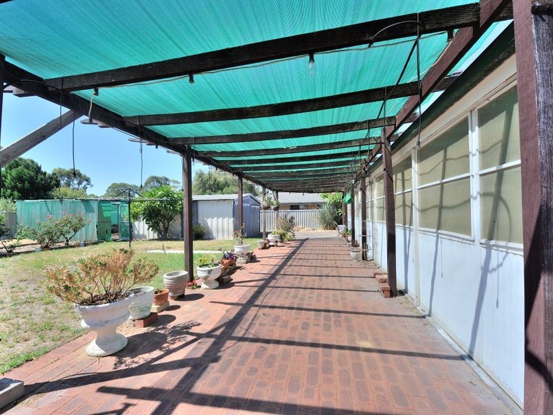 32 Maria Street, Dudley Park WA 6210