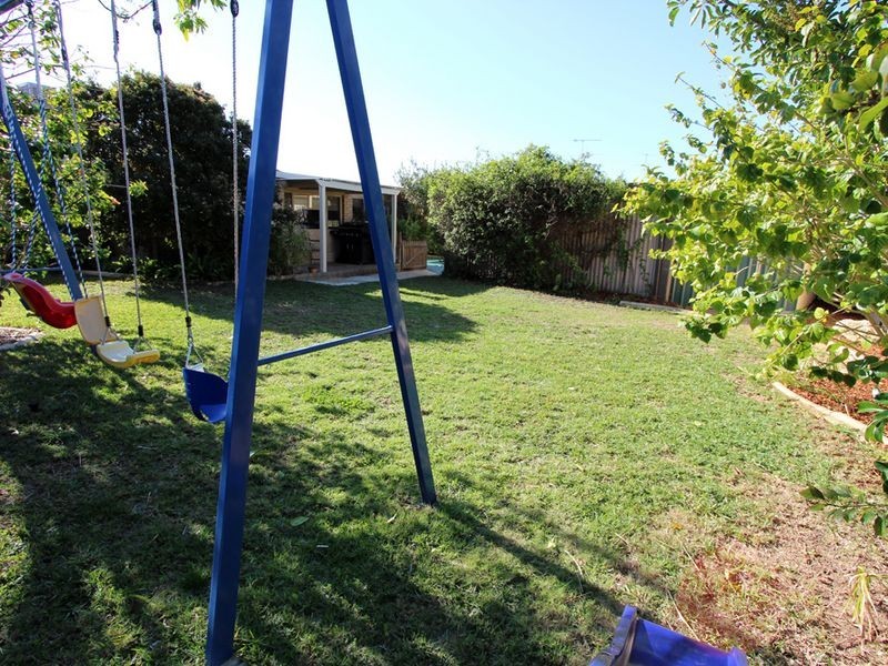 30 Portmarnock Circle, Halls Head WA 6210