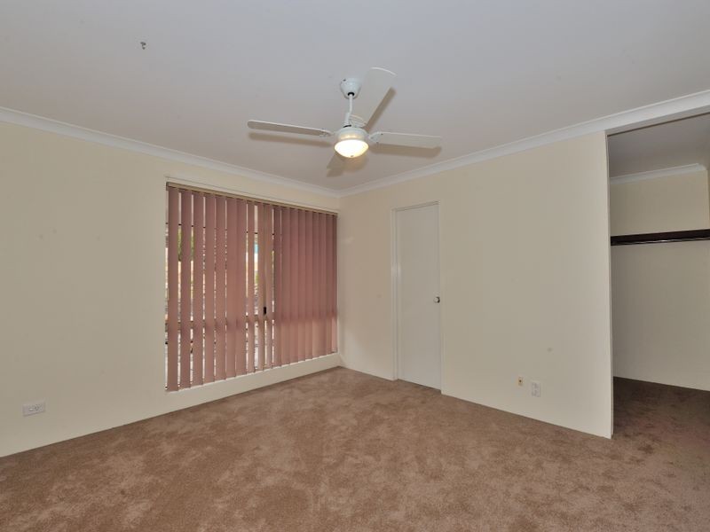 2 Hickory Court, Halls Head WA 6210