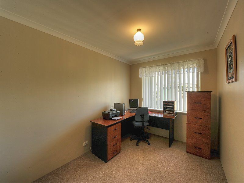 3 Forbes Road, Halls Head WA 6210