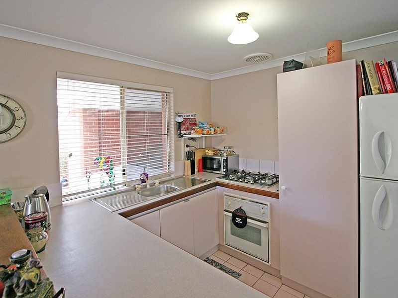 1/2 Hobley Street, Mandurah WA 6210