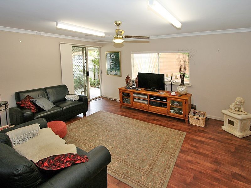1/2 Hobley Street, Mandurah WA 6210