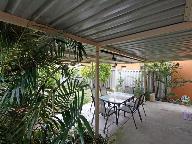 1/2 Hobley Street, Mandurah WA 6210