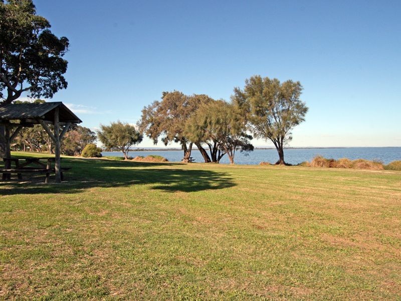 20B Roy Road, Coodanup WA 6210