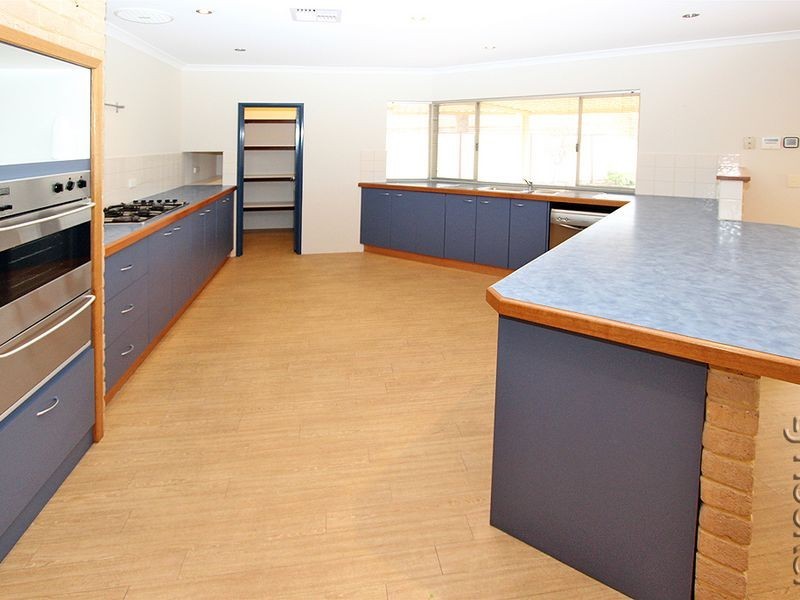 59 Caravel Way, Halls Head WA 6210