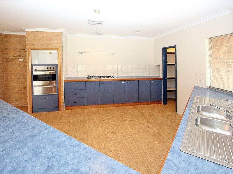 59 Caravel Way, Halls Head WA 6210