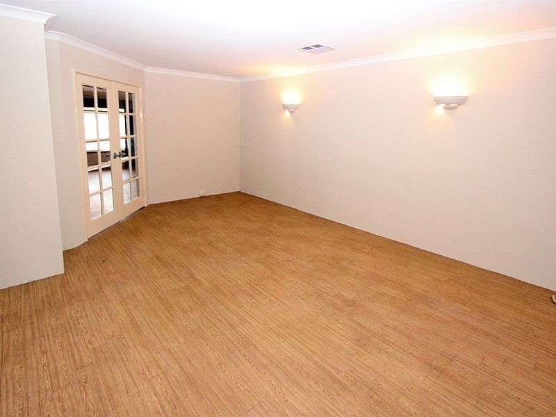 59 Caravel Way, Halls Head WA 6210