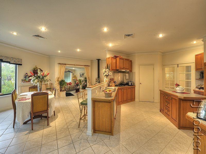 15 Poivre Place, San Remo WA 6210