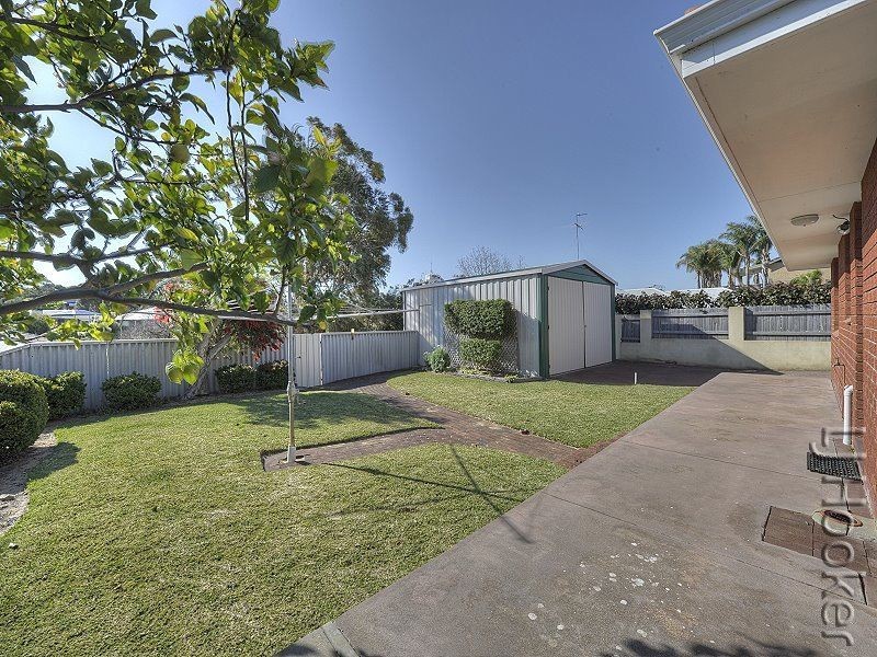 56 Janis Street, Halls Head WA 6210