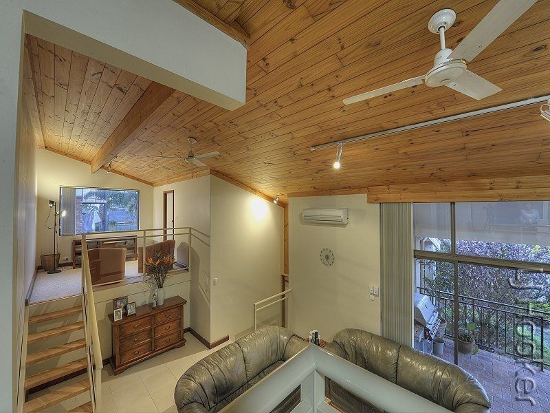17 Carina Circle, Halls Head WA 6210