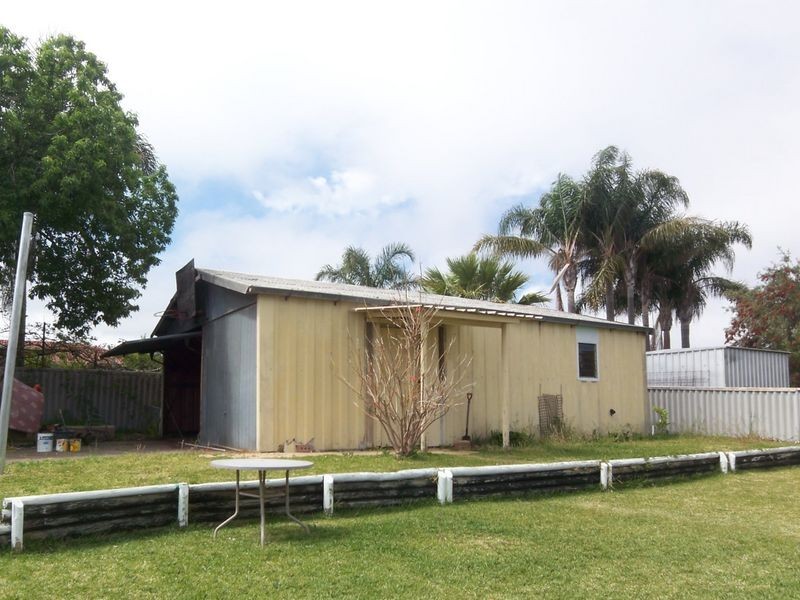 9 Kingdon Street, Mandurah WA 6210